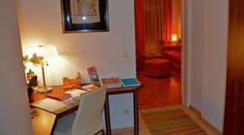 Image 1 from the Apartment Philadelphia Orange in Vienna.